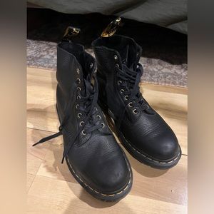 Pebbled Leather Lace Up Dr. Martens